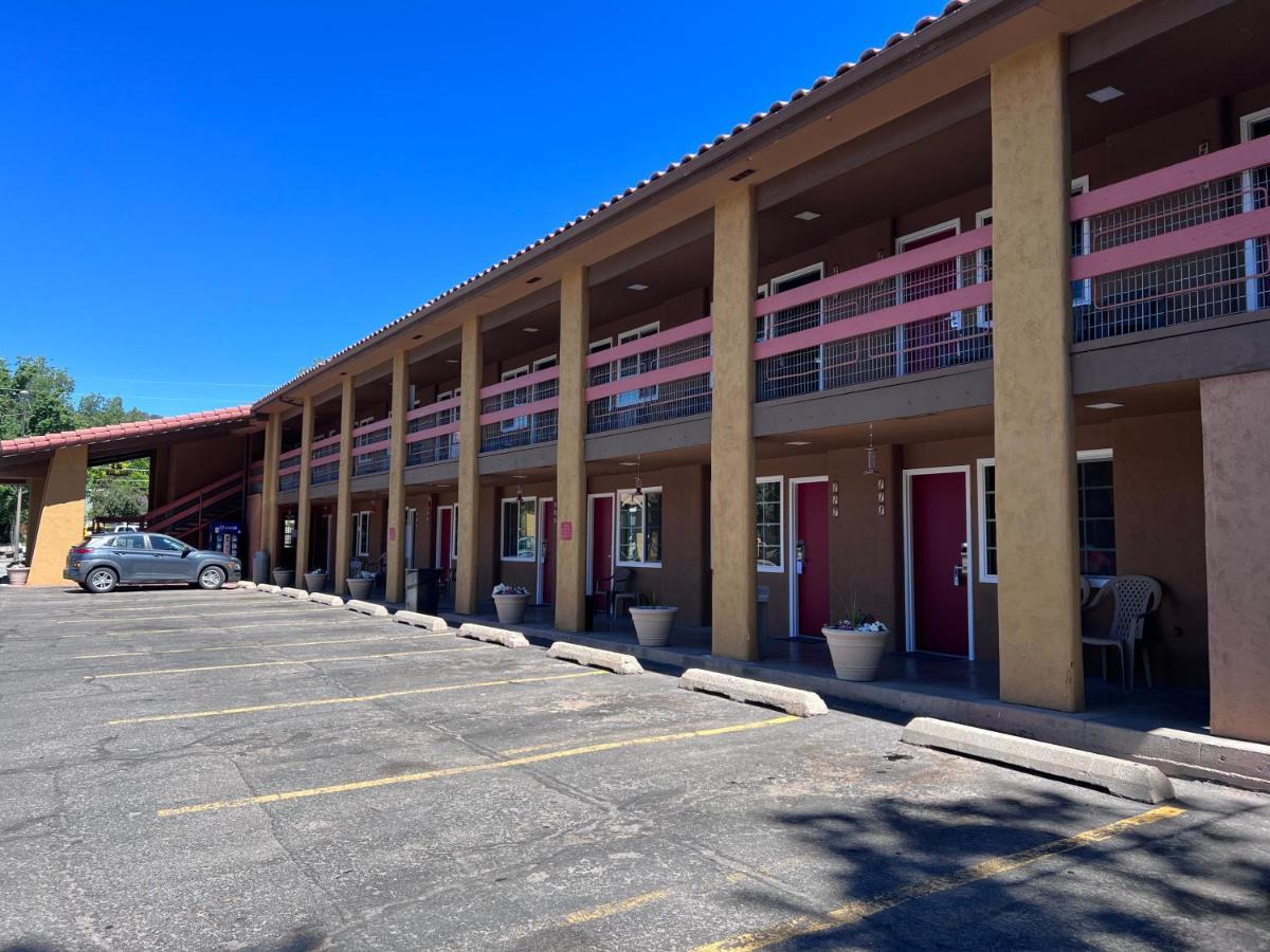 Adobe Inn دورانجو المظهر الخارجي الصورة